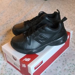 Women's New Balance Training WX608V4B Size 7.5 D